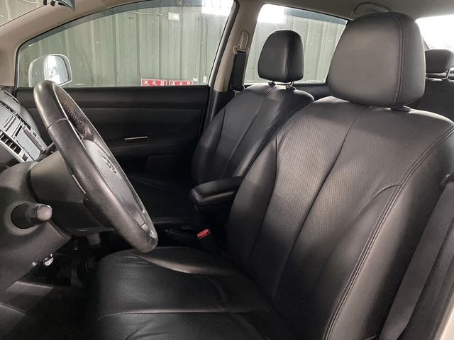 NISSAN日產 TIIDA  第10張相片