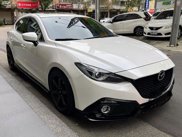 MAZDA馬自達 MAZDA 3  第3張相片