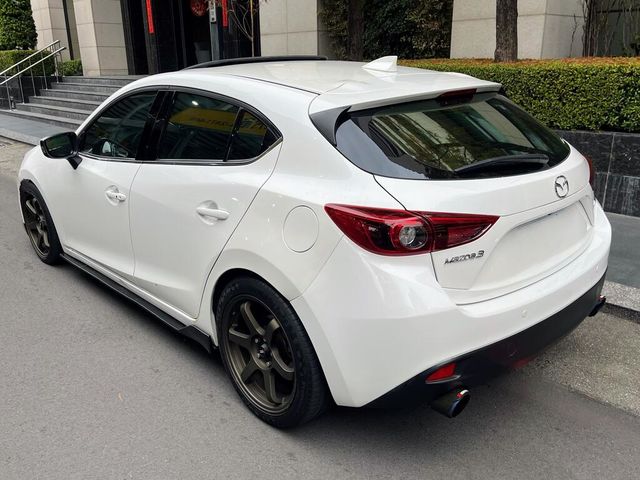 MAZDA馬自達 MAZDA 3  第7張相片