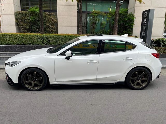 MAZDA馬自達 MAZDA 3  第8張相片