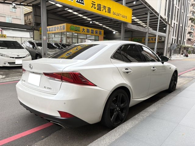 LEXUS凌志 IS 300  第2張相片