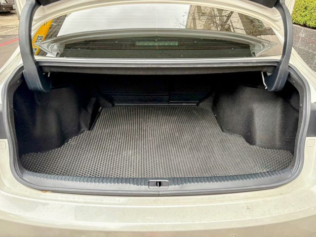 LEXUS凌志 IS 300  第10張相片