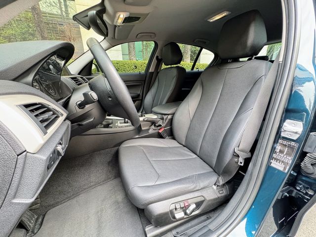 BMW寶馬 118I  第11張相片