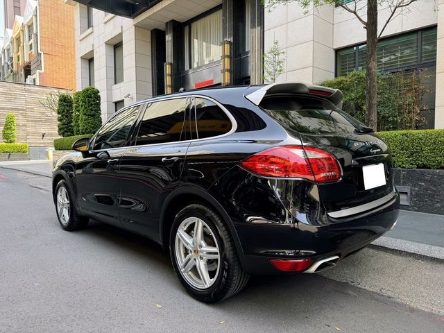 PORSCHE保時捷 CAYENNE  第4張相片