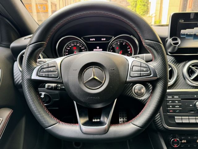 M-BENZ賓士 A180  第13張相片