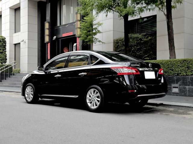 NISSAN日產 SENTRA  第7張相片