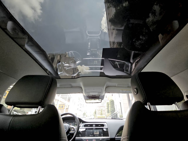 JAGUAR捷豹 I-PACE  第10張相片