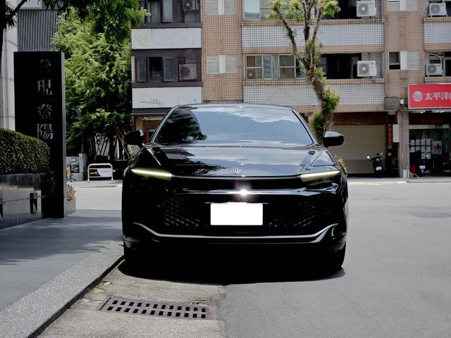 TOYOTA豐田 CROWN  第5張相片