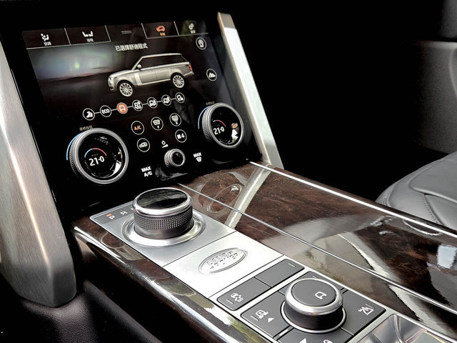 LAND ROVER路華 RANGE ROVER  第10張相片