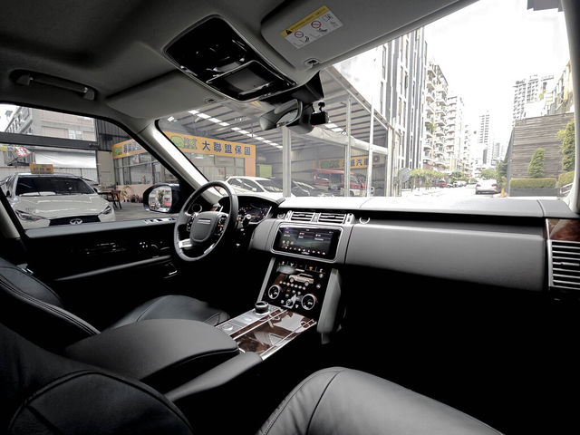 LAND ROVER路華 RANGE ROVER  第13張相片