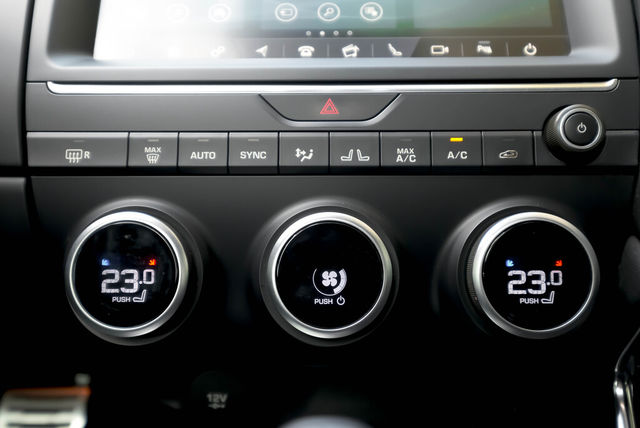 JAGUAR捷豹 E-PACE  第15張相片