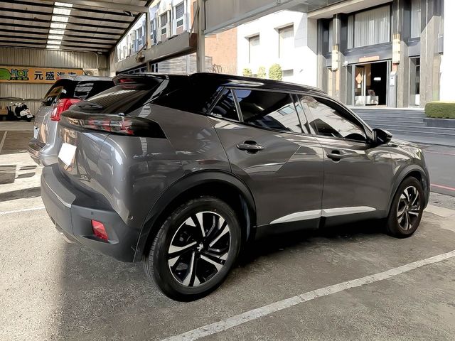 PEUGEOT寶獅 2008  第2張相片