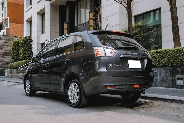 MITSUBISHI三菱 COLT PLUS  第5張相片