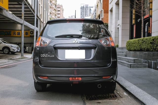 MITSUBISHI三菱 COLT PLUS  第6張相片