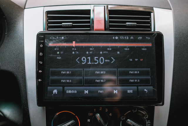 MITSUBISHI三菱 COLT PLUS  第13張相片