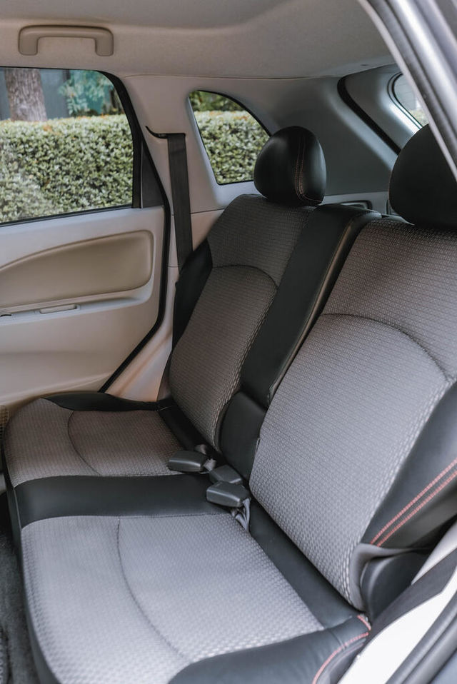 MITSUBISHI三菱 COLT PLUS  第20張相片