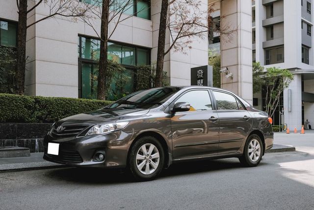 TOYOTA豐田 ALTIS  第1張相片