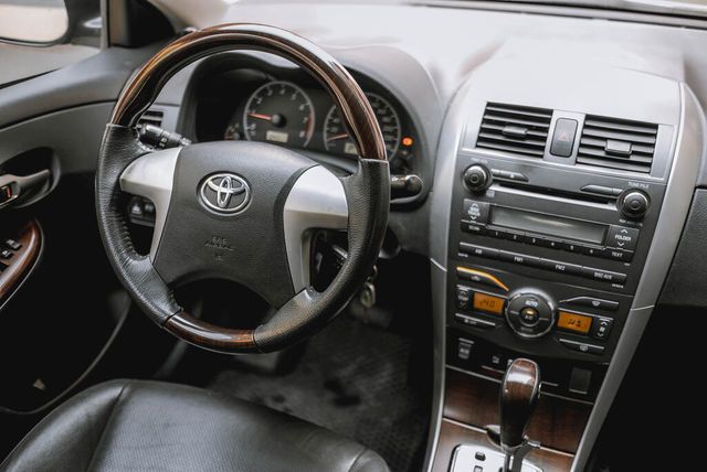 TOYOTA豐田 ALTIS  第10張相片