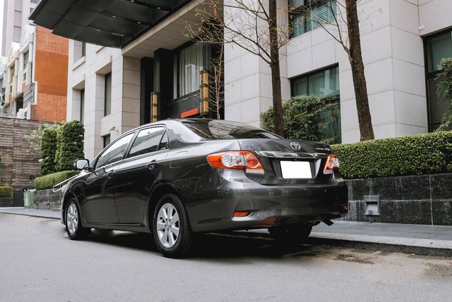 TOYOTA豐田 ALTIS  第5張相片