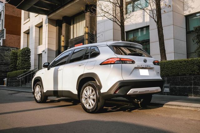 TOYOTA豐田 COROLLA CROSS HYBRID  第4張相片