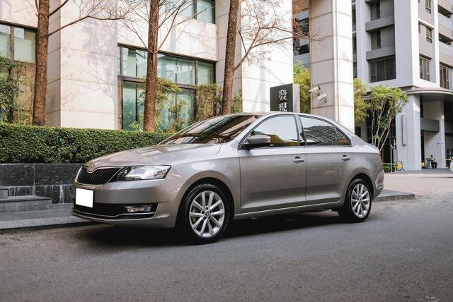 SKODA司科達 RAPID  第1張相片