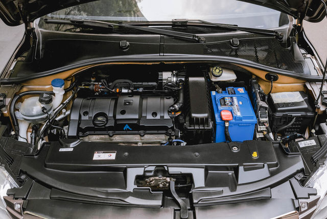 PEUGEOT寶獅 301  第8張相片