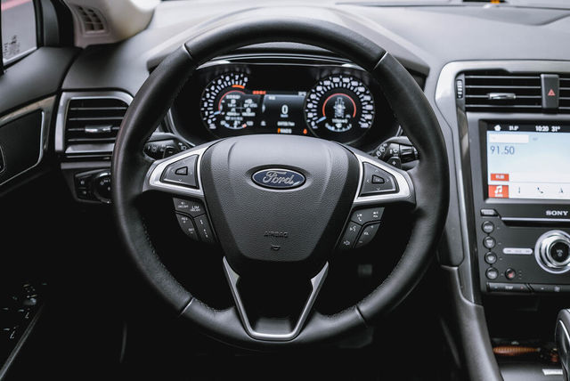 FORD福特 MONDEO  第11張相片