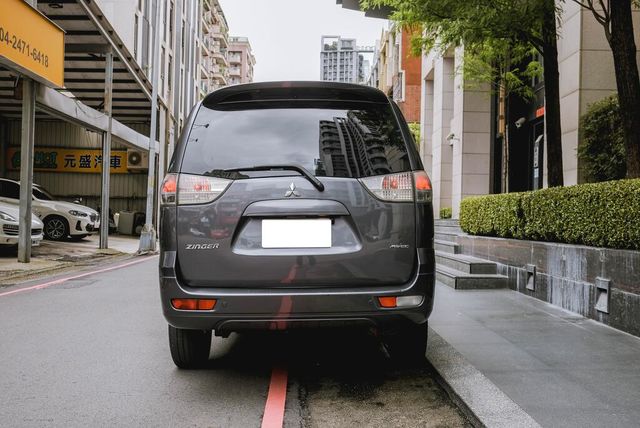 MITSUBISHI三菱 ZINGER  第6張相片