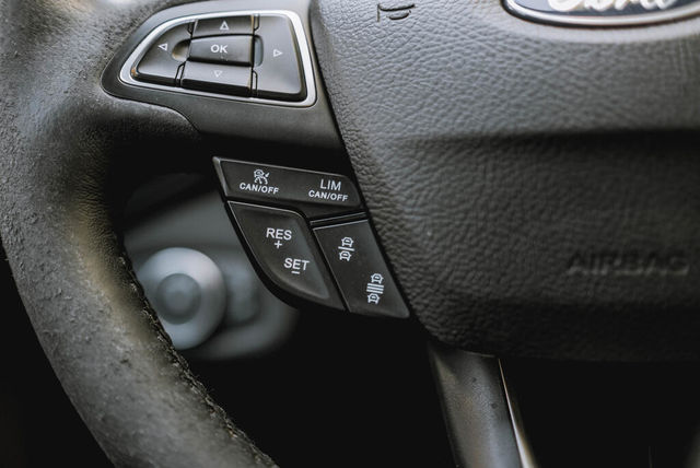FORD福特 KUGA  第16張相片
