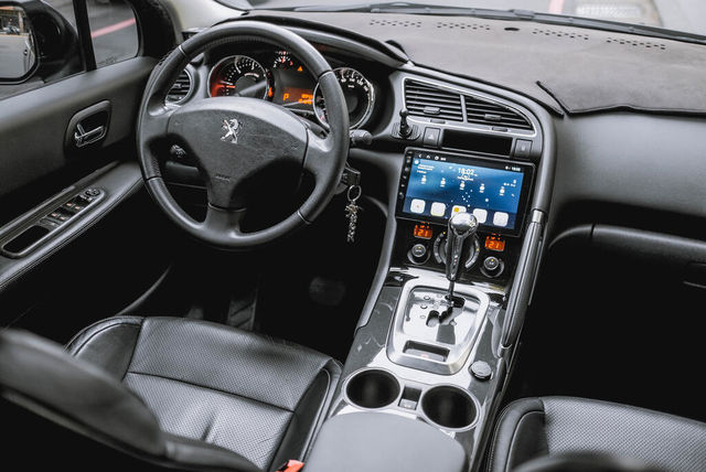 PEUGEOT寶獅 3008  第10張相片