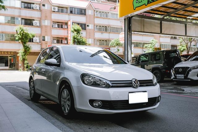 VOLKSWAGEN福斯 GOLF  第3張相片