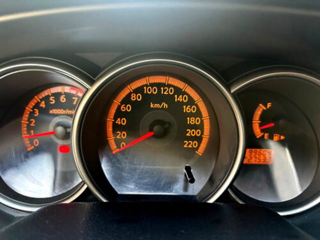 8891嚴選【永立汽車】實車實價  2009 NISSAN日產 LIVINA 7人座超大空間 家用高CP值  第7張相片