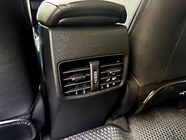 8891嚴選【永立汽車】實車實價 2022 TOYOTA豐田 COROLLA CROSS HYBRID CC油電豪華 原廠保養 原廠保固 一手女用車  第19張相片