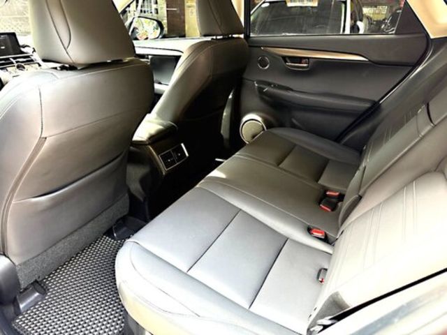 8891嚴選【永立汽車】實車實價 2020 Lexus NX200 菁英型  第19張相片