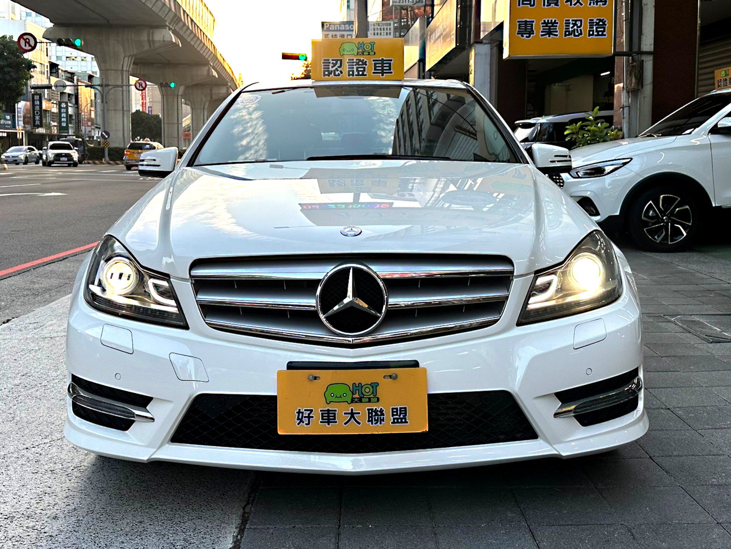 8891嚴選【永立汽車】實車實價 總代理 C200 可全額貸 零頭款 實車在店  第7張相片