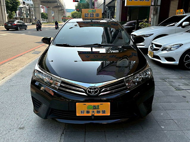 TOYOTA豐田 ALTIS  第2張相片