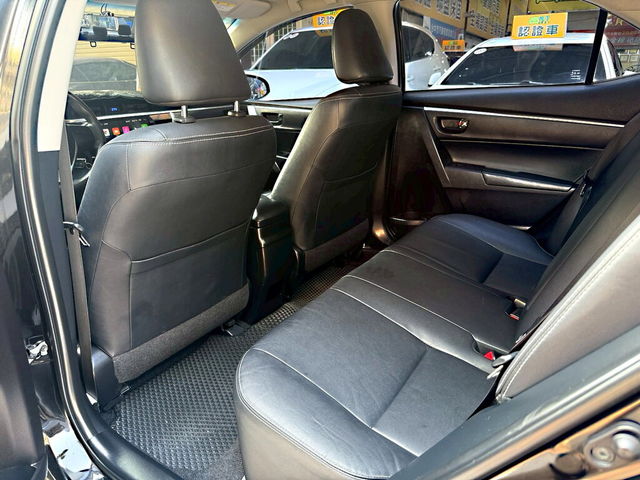 TOYOTA豐田 ALTIS  第15張相片