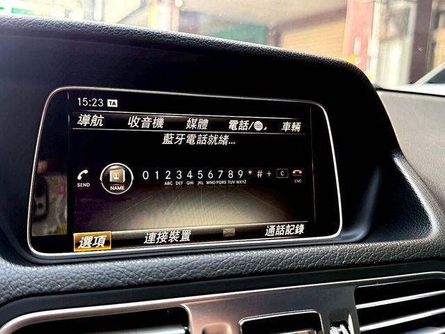 M-BENZ賓士 E200  第14張相片