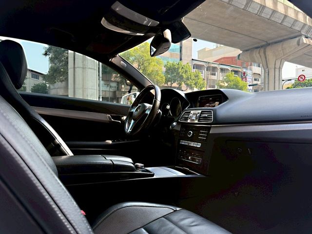 M-BENZ賓士 E200  第18張相片