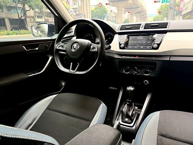 SKODA司科達 FABIA  第9張相片