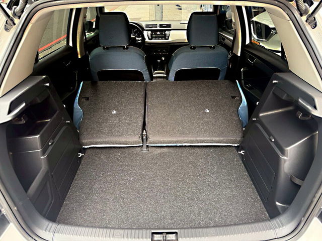 SKODA司科達 FABIA  第19張相片