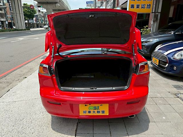 MITSUBISHI三菱 LANCER FORTIS  第20張相片