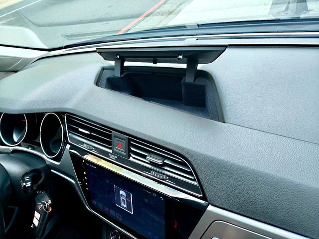 VOLKSWAGEN福斯 TOURAN  第6張相片