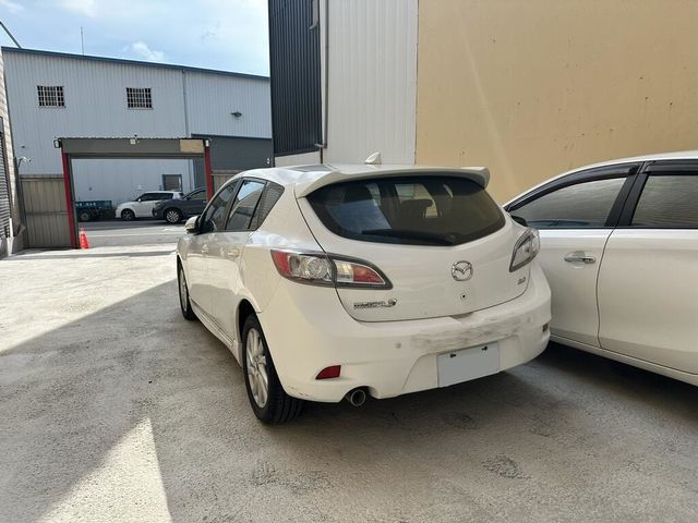 MAZDA馬自達 MAZDA 3  第6張相片