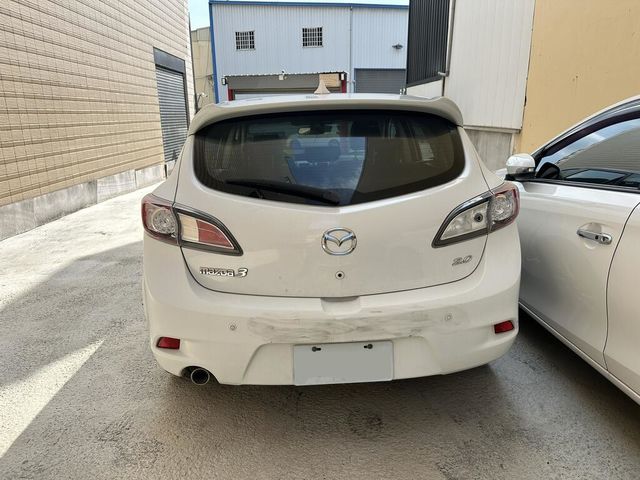 MAZDA馬自達 MAZDA 3  第7張相片