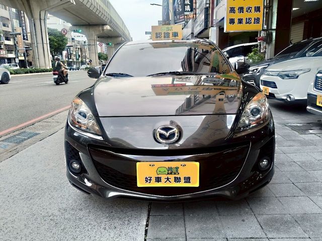 MAZDA馬自達 MAZDA 3  第2張相片