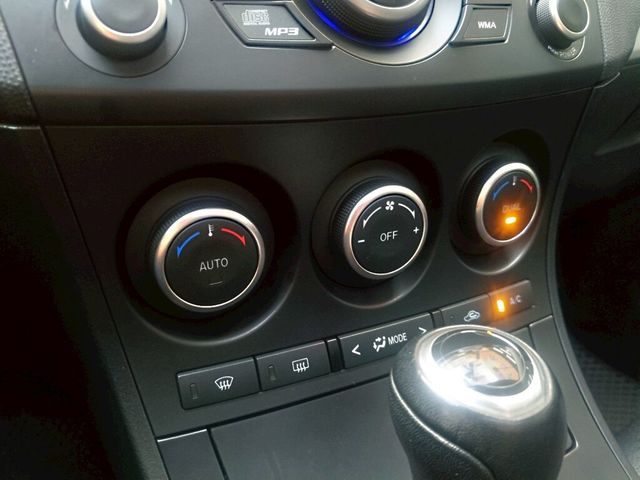 MAZDA馬自達 MAZDA 3  第13張相片