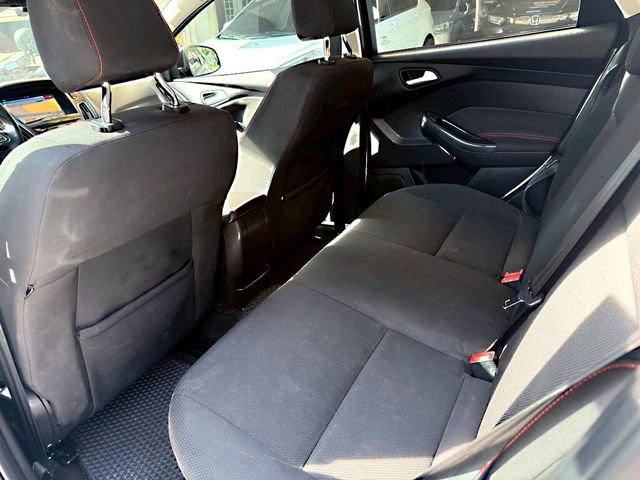 FORD福特 FOCUS  第17張相片