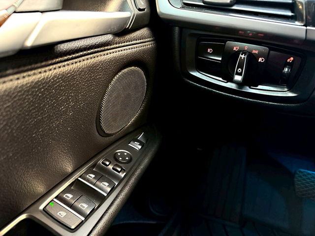 BMW寶馬 X5 XDRIVE35I  第6張相片