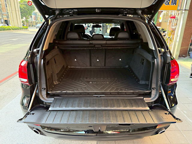 BMW寶馬 X5 XDRIVE35I  第20張相片